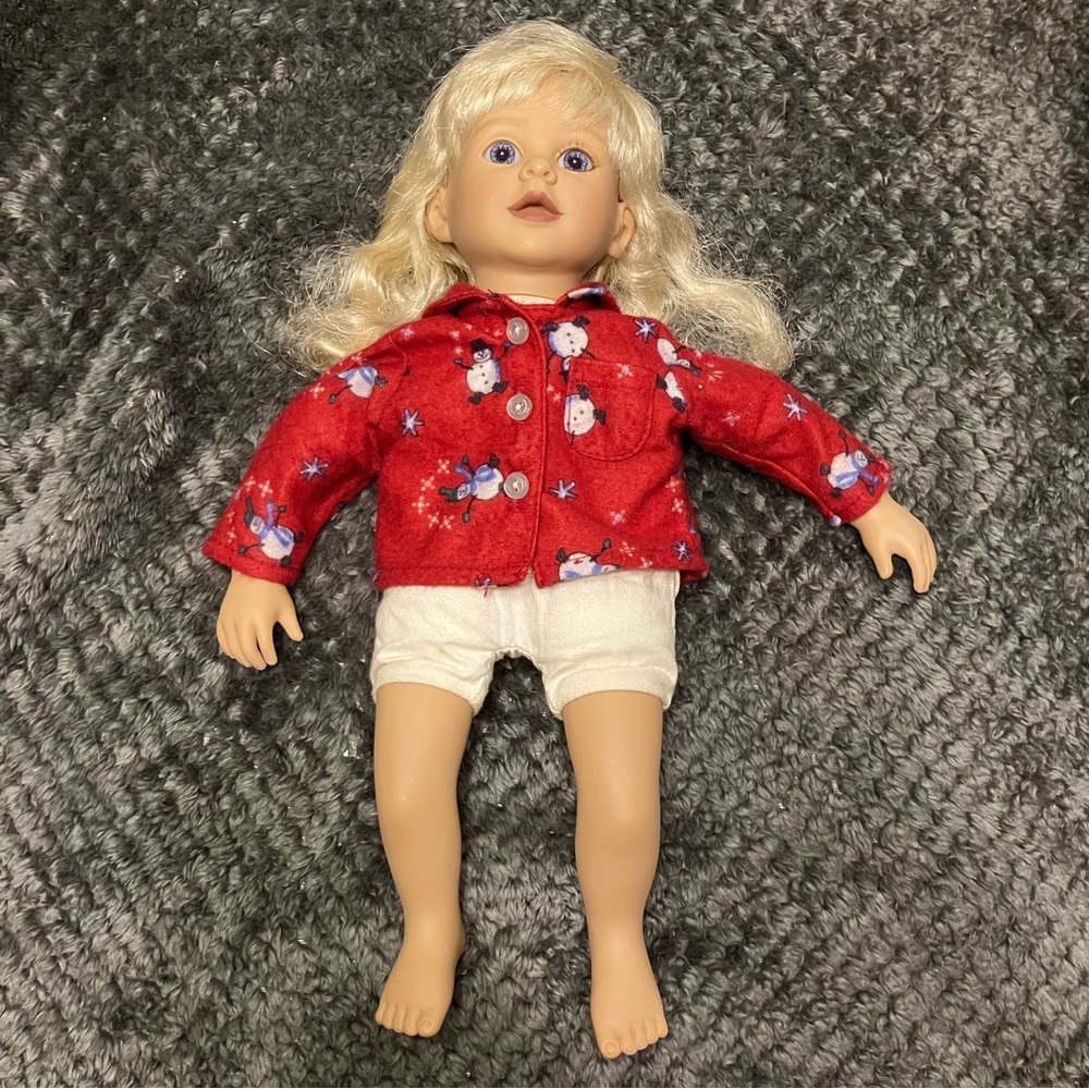 1997 My Twinn Cuddly Sisters Doll Blond Hair Blue Eyes‎ Snowman Top Vintage